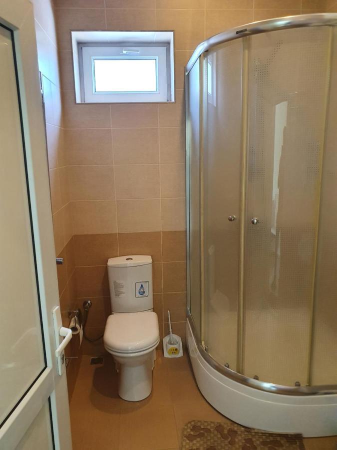 Sheki Avtovagzal Motel מראה חיצוני תמונה