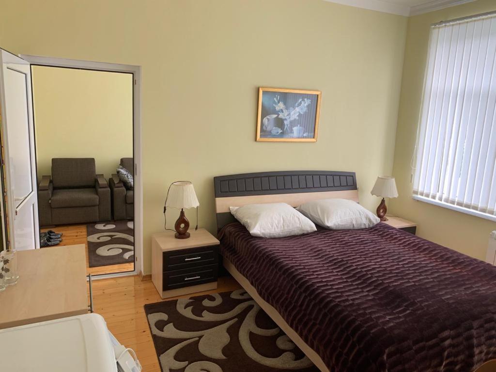 Sheki Avtovagzal Motel מראה חיצוני תמונה